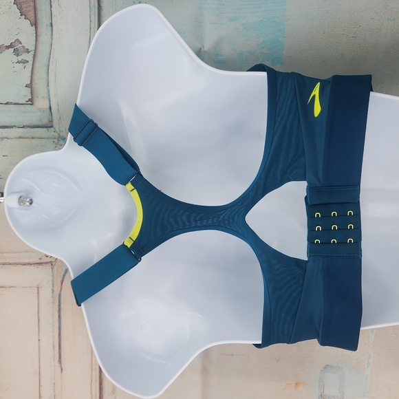 Brooks Dare Racerback Run Bra - Picture 4 of 6